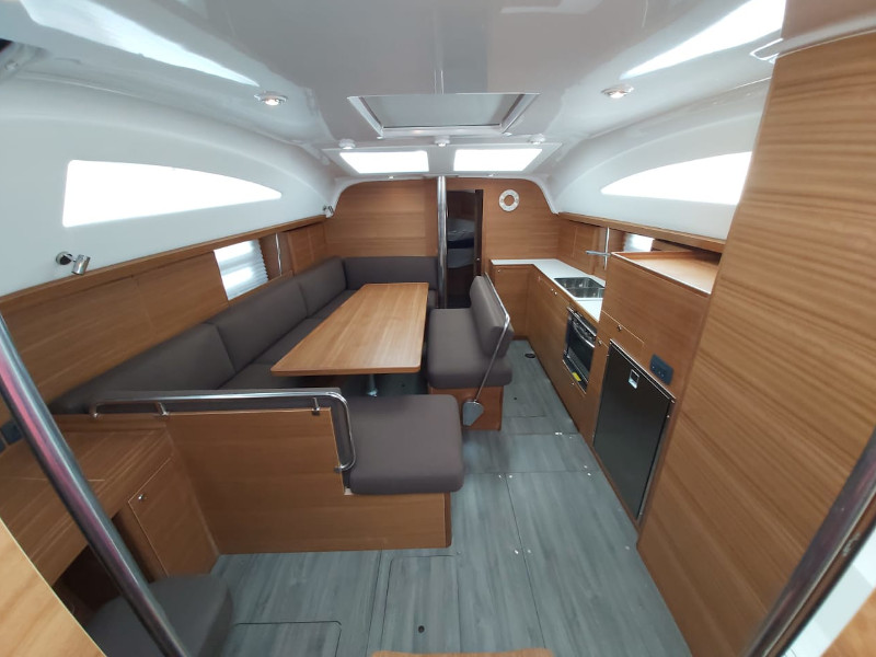 S/Y - Elan Impression 45.1 - 4 Cabins - Built 2020