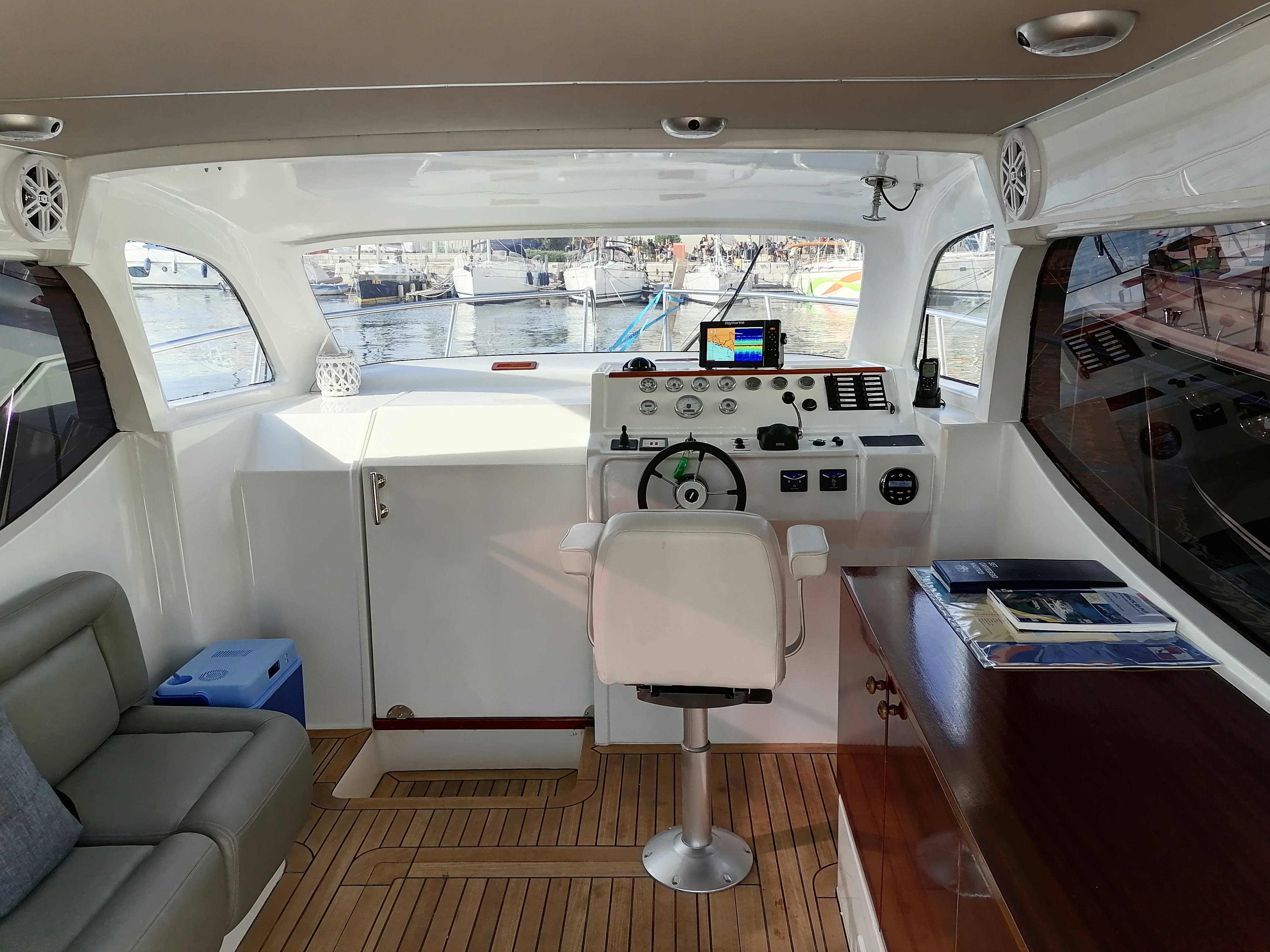 M/Y - AC DC Daycruiser 12.0 - 1 Cabins - Built