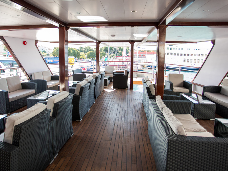 - Motoryacht - 18 Cabins - Built 2017