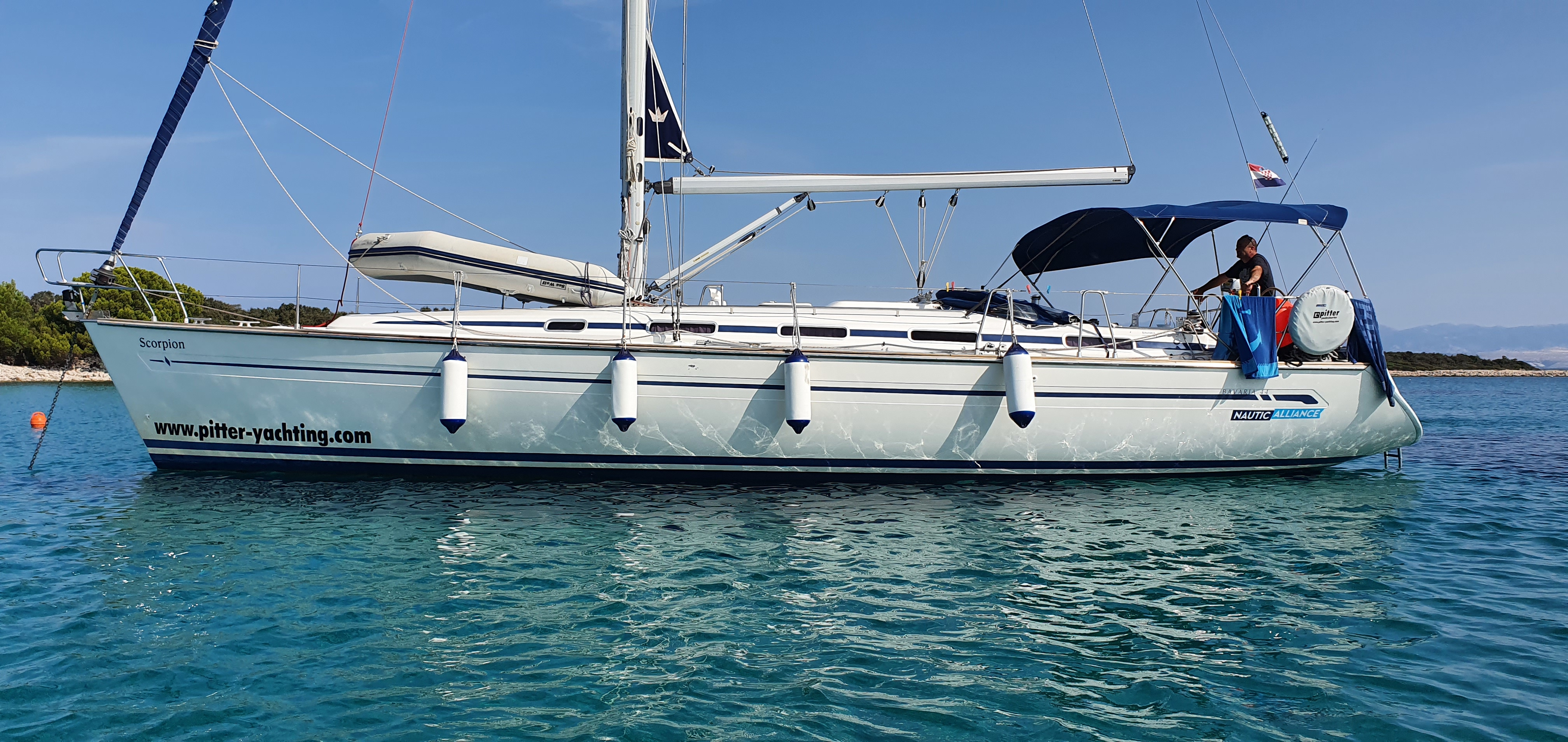 Bavaria 44
