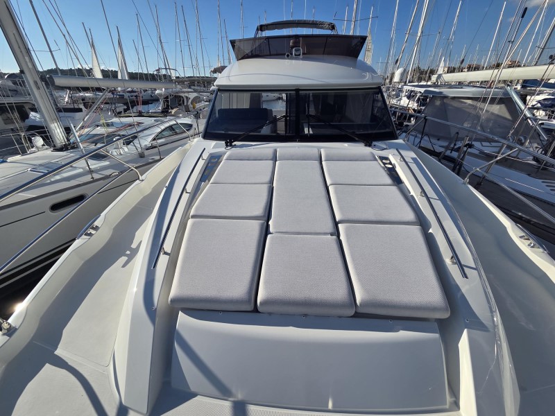 Prestige 520 Fly, Šibenik