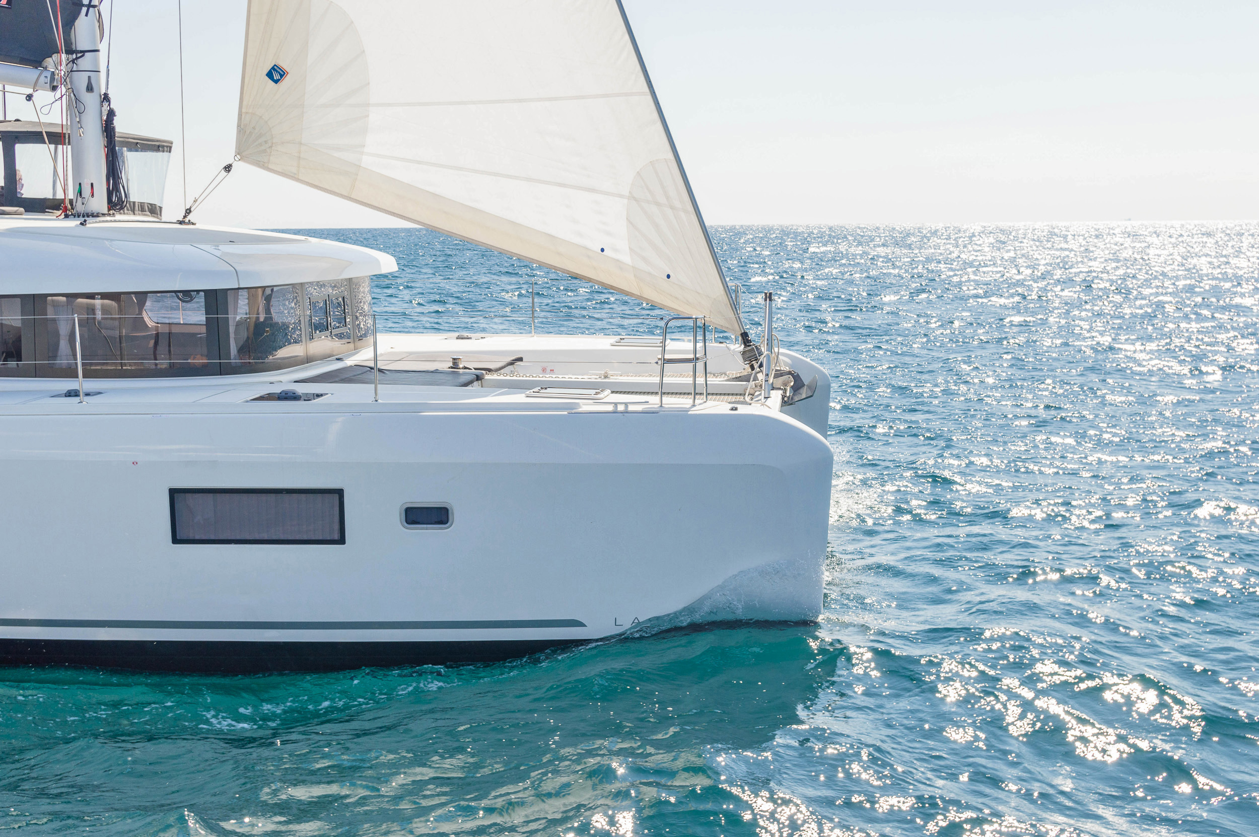 Lagoon 42 A/C & GEN & WM