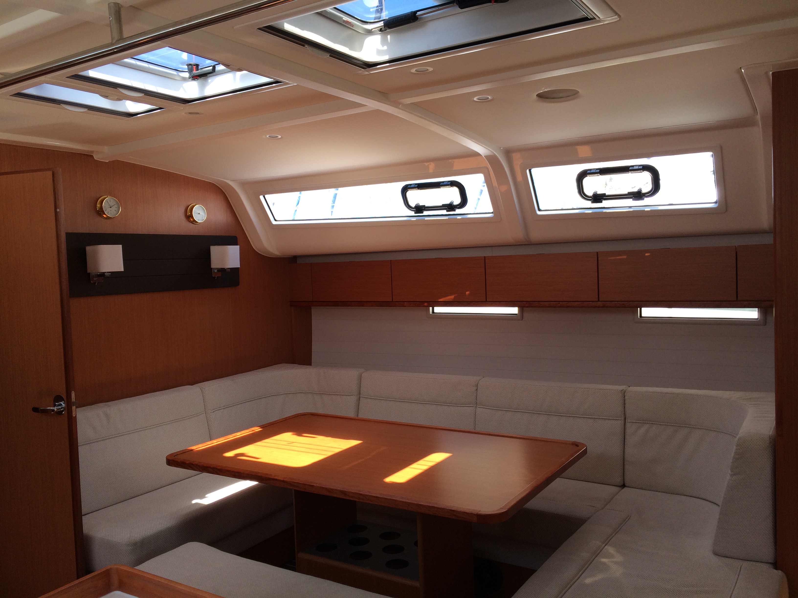 Interior image Fantasia / Bavaria 51 Cruiser[G]