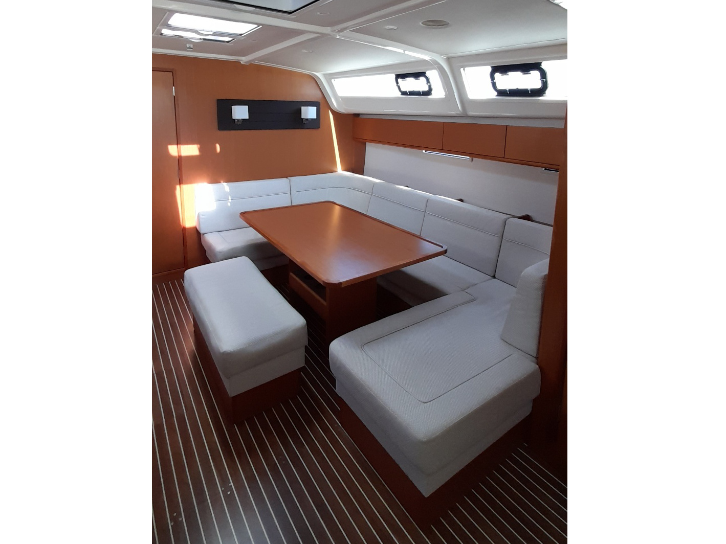 Interior image Elpida / Bavaria 51 Cruiser[G]