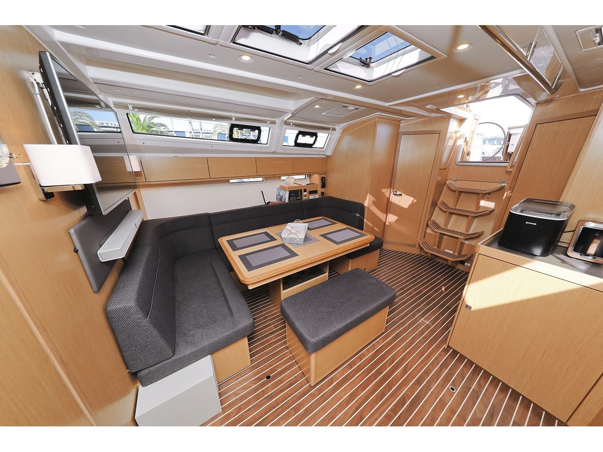 照片 Bavaria Cruiser 46 2