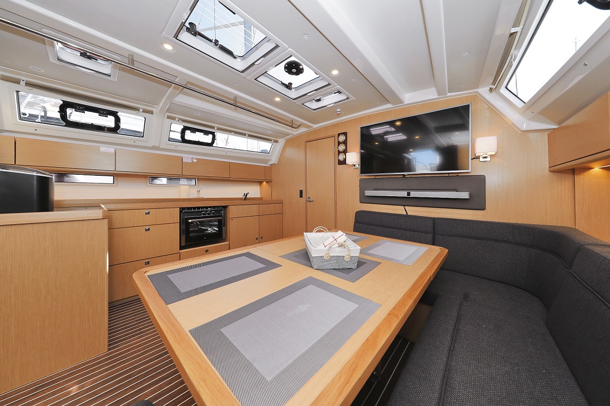 照片 Bavaria Cruiser 46 10
