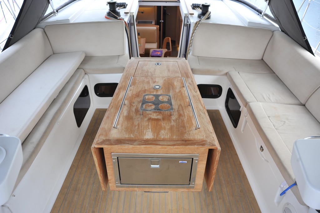 foto Dufour 520 Grand Large 18