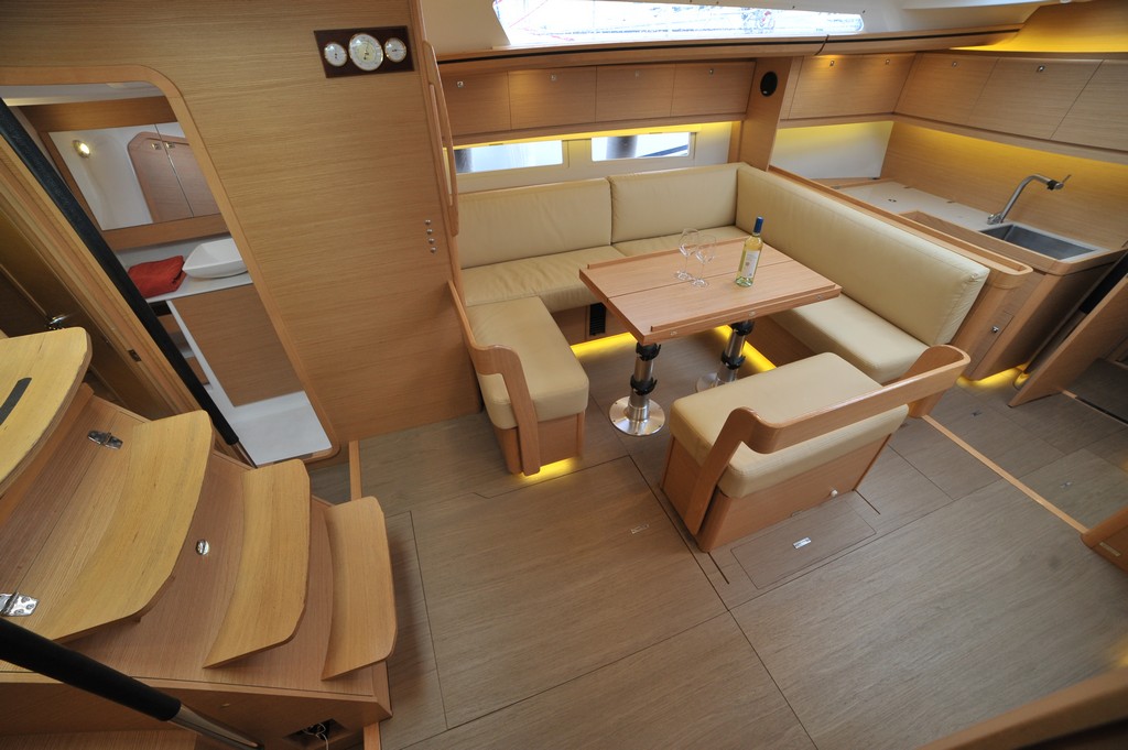 foto Dufour 520 Grand Large 26