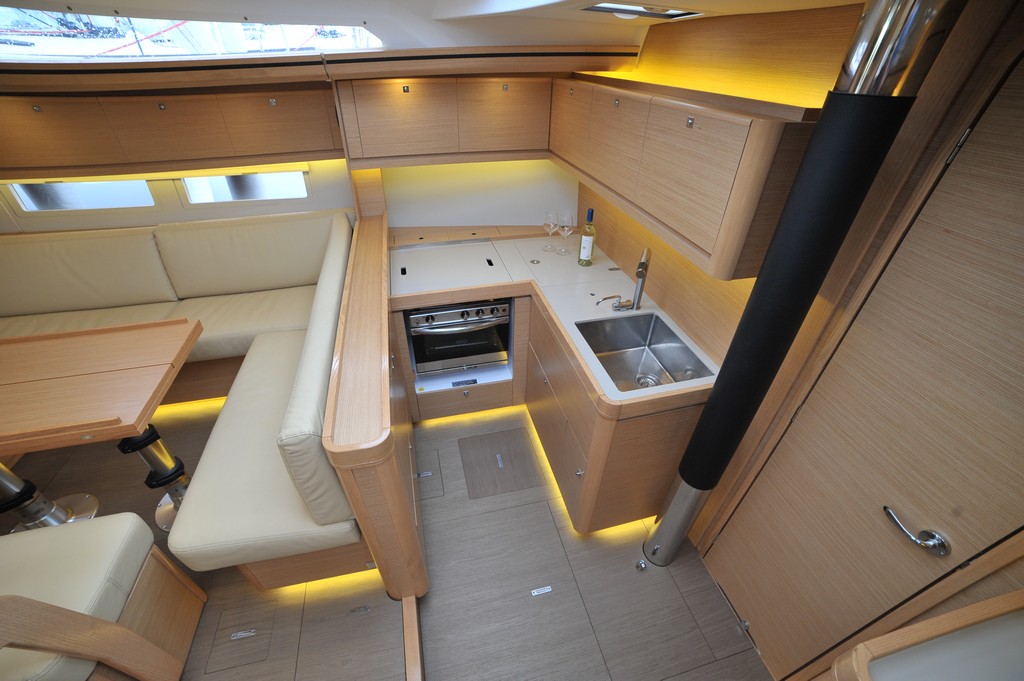 foto Dufour 520 Grand Large 27