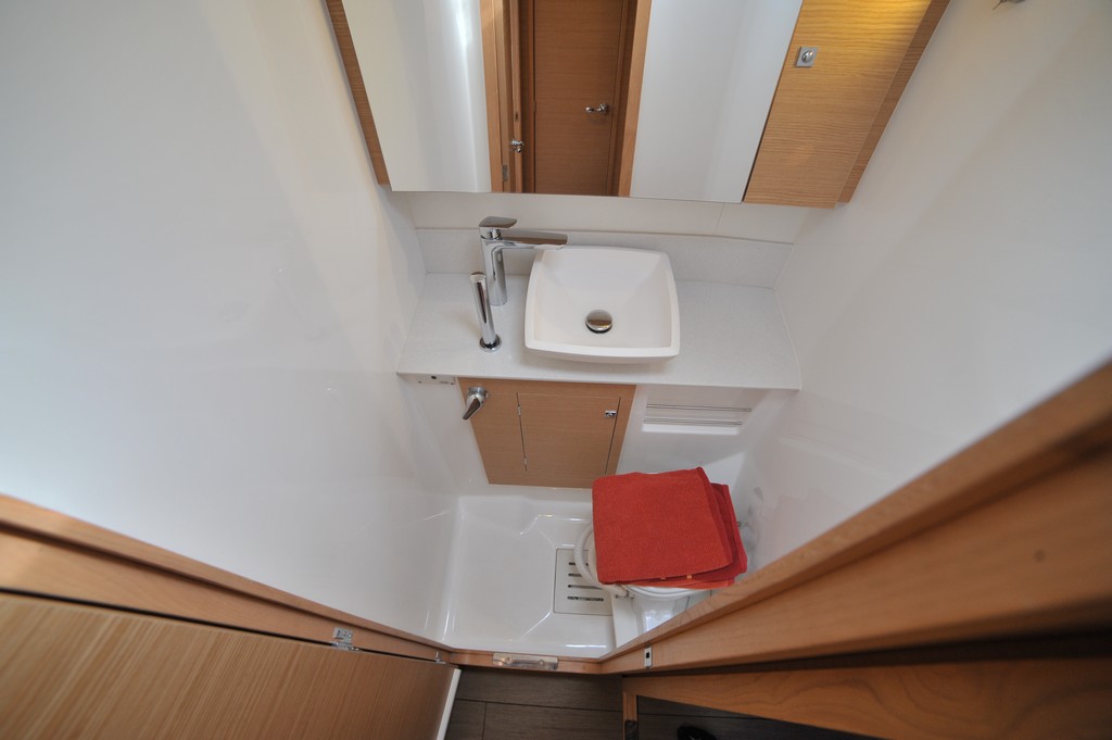 foto Dufour 520 Grand Large 29