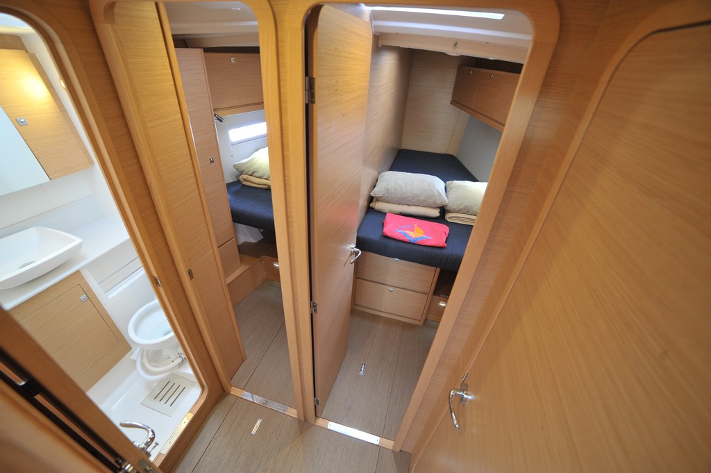 foto Dufour 520 Grand Large 36