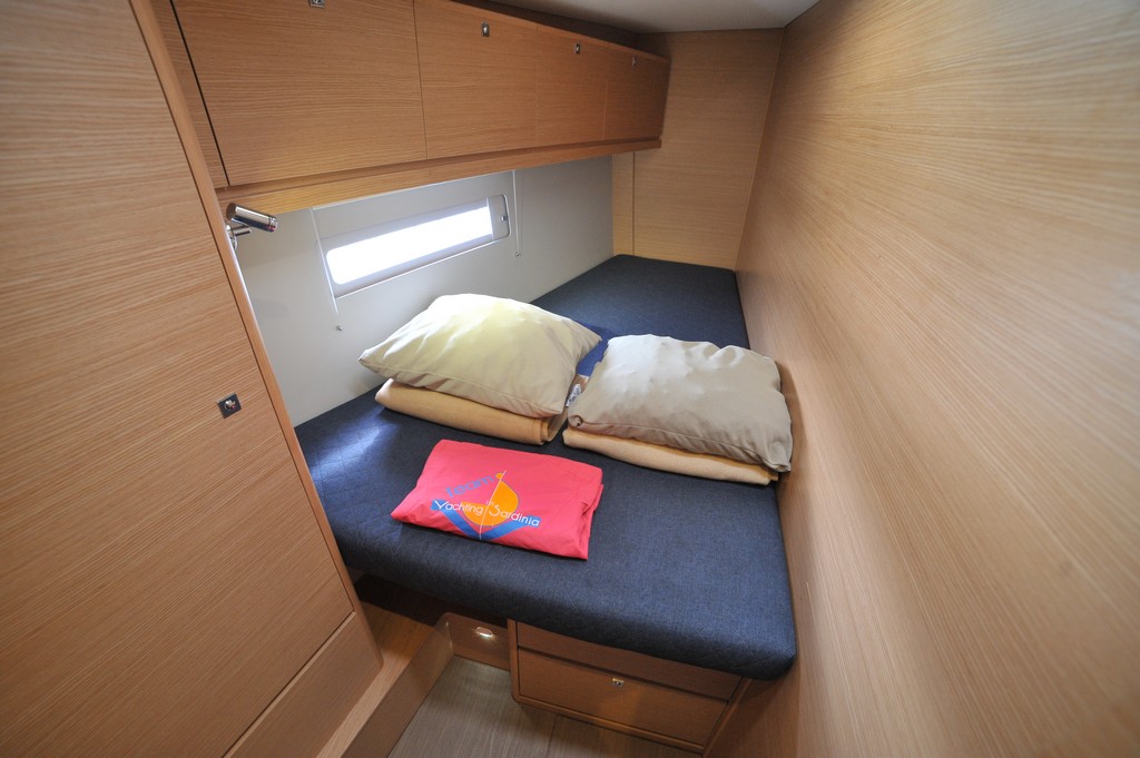 foto Dufour 520 Grand Large 38