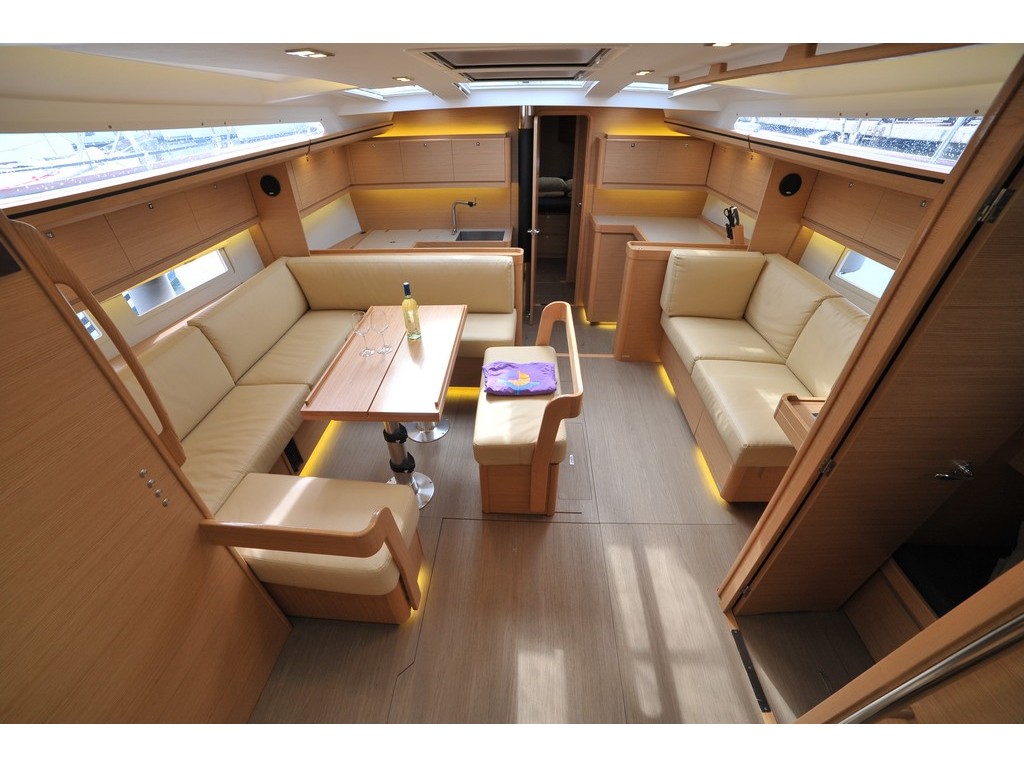 foto Dufour 520 Grand Large 39
