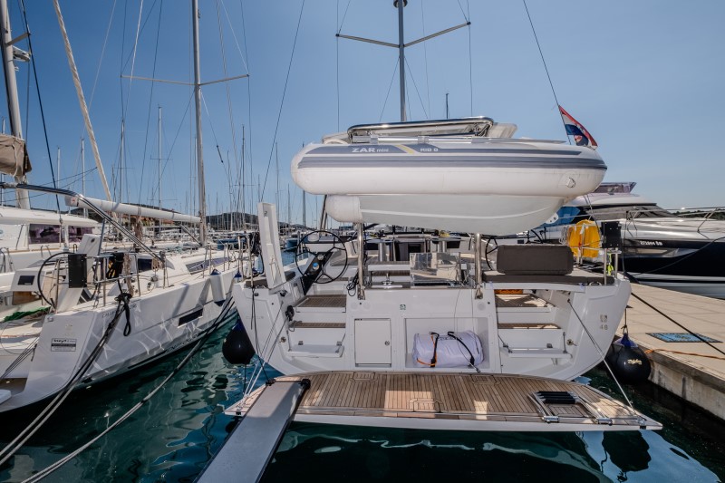Dufour 48