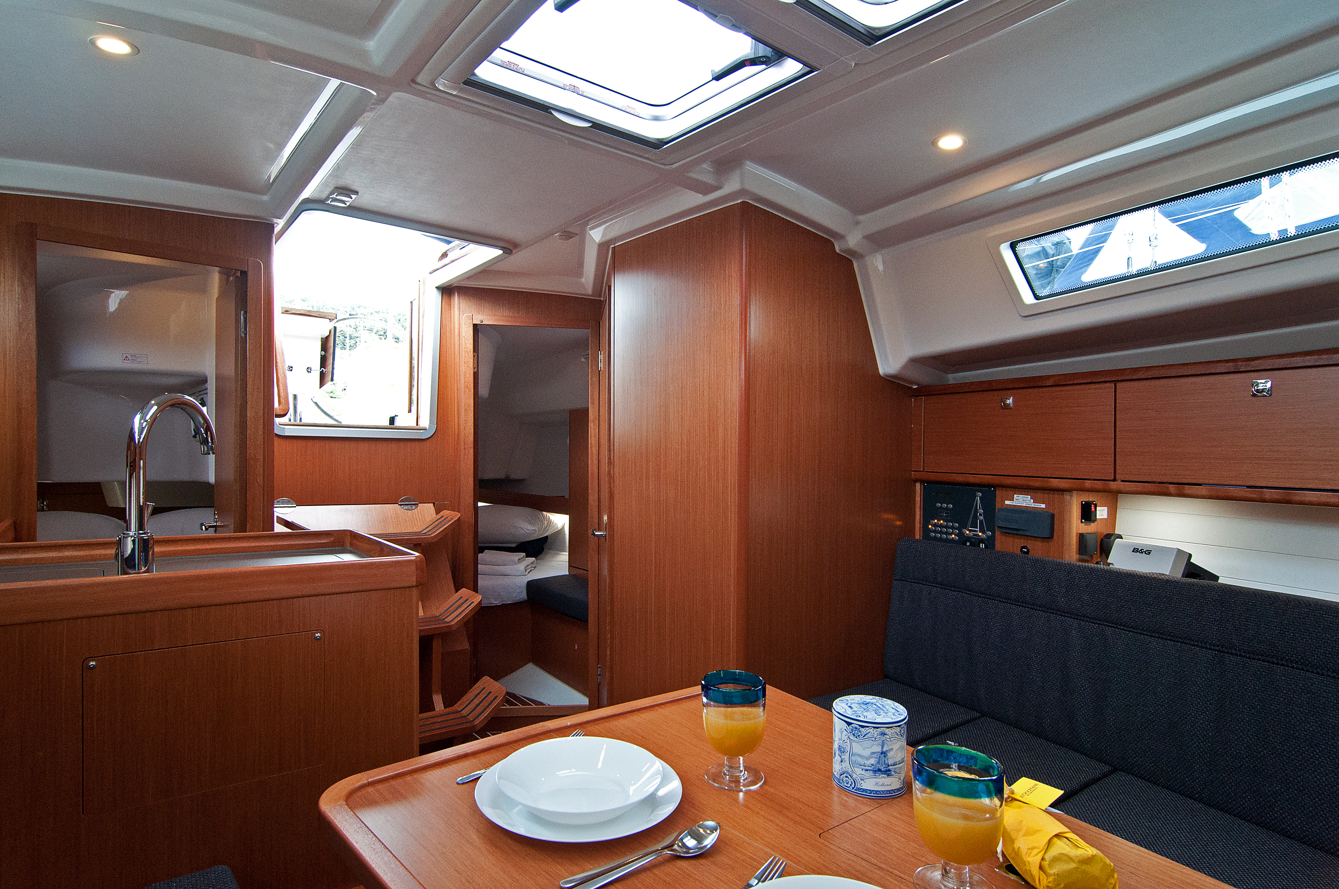 foto Bavaria Cruiser 34 9
