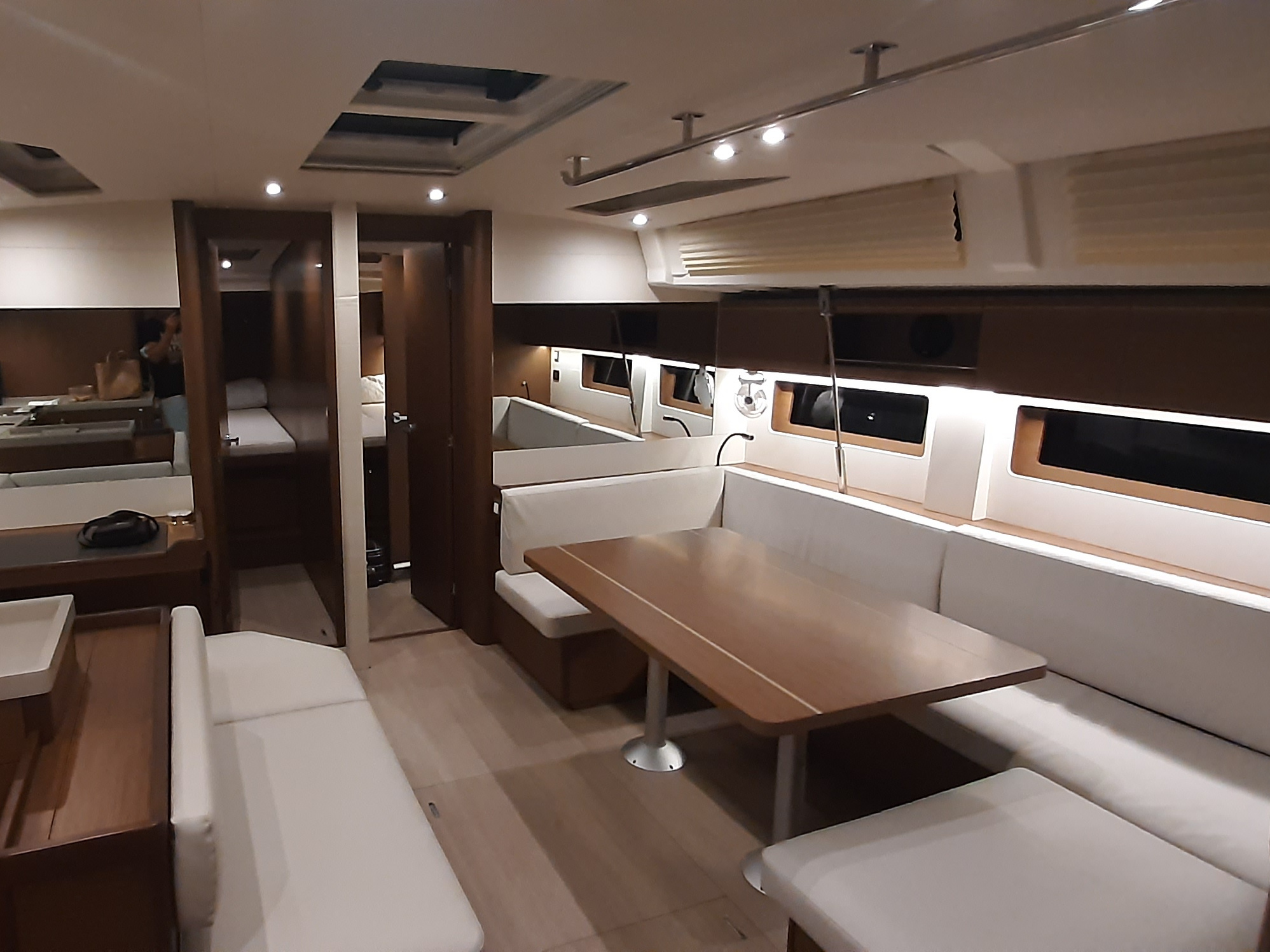 S/Y - Oceanis 51.1 - 6 Cabins - Built 2020