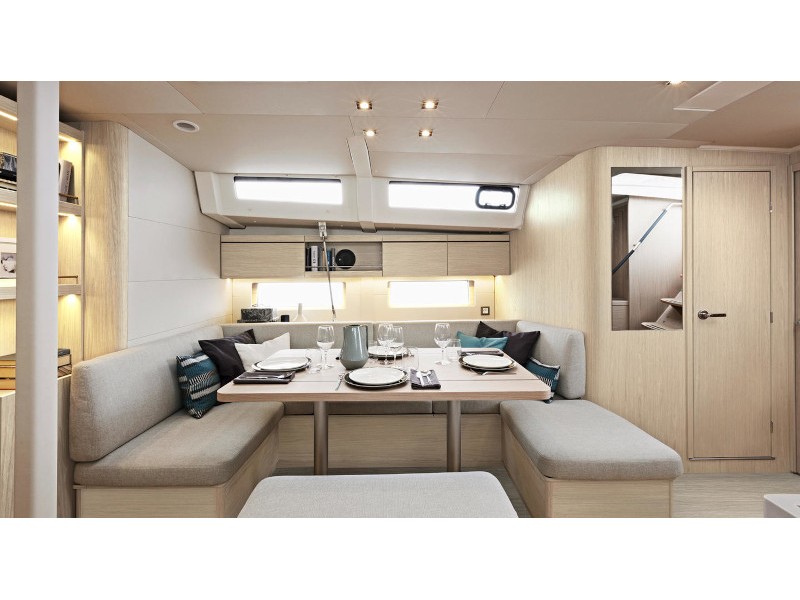 S/Y - Oceanis 46.1 - 5 Cabins - Built 2021