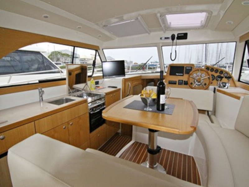 M/Y - Adriana 36 - 2 Cabins - Built 2022