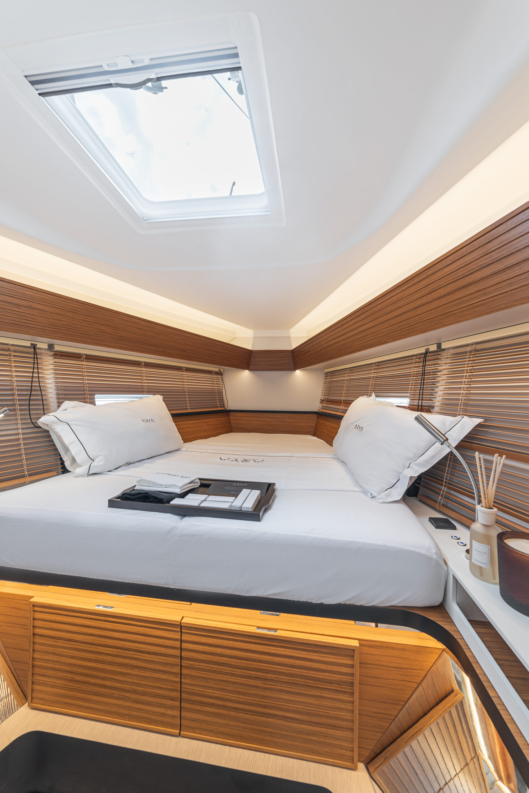 Italia Yachts 12.98, Pireas