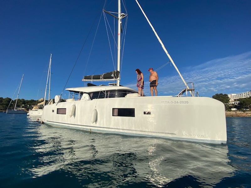 Lagoon 42