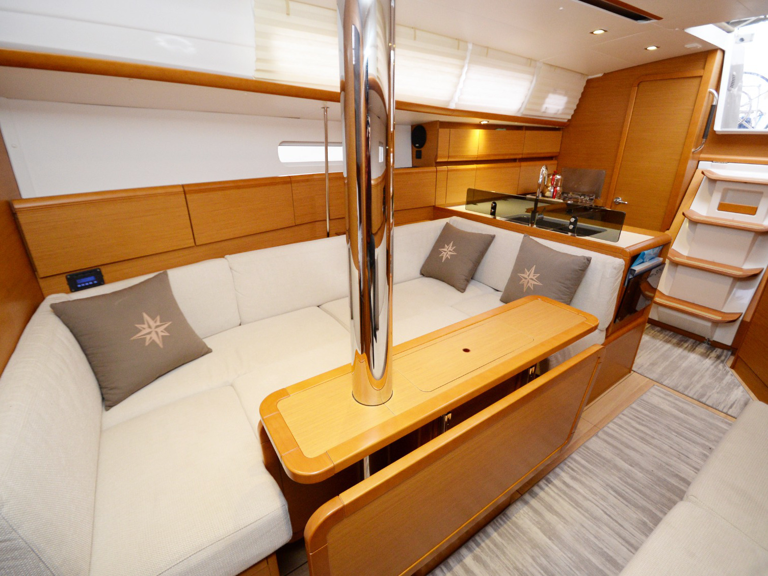 S/Y - Sun Odyssey 379 - 2 Cabins - Built 2015