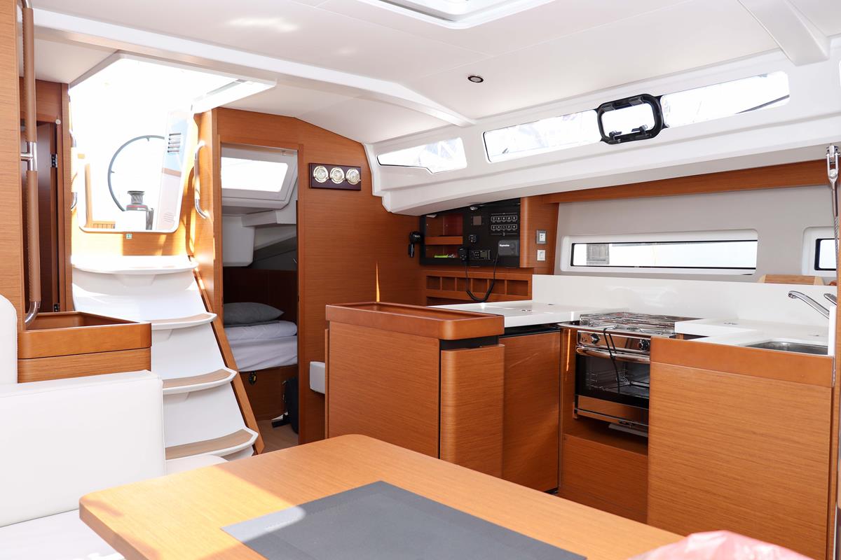 照片 Sun Odyssey 440 11