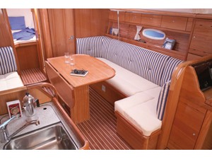 S/Y - Bavaria 37 Cruiser - 3 Cabins - Built 2007