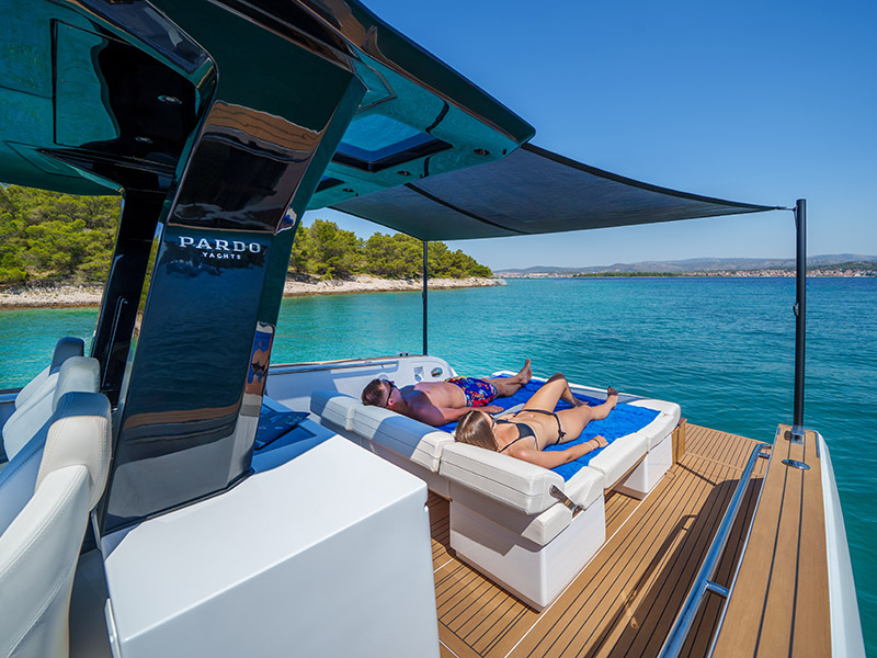 Gala, Pardo 38