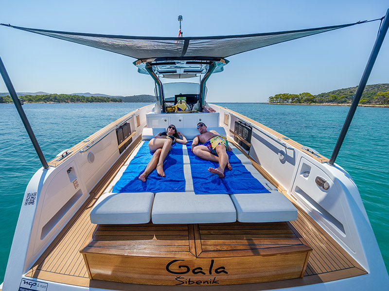 Gala, Pardo 38