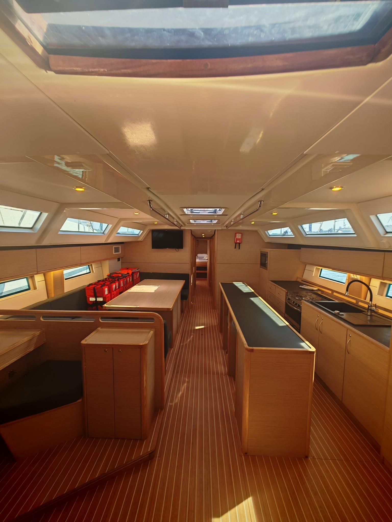 D&D Kufner 56 - 5 cab, Trogir