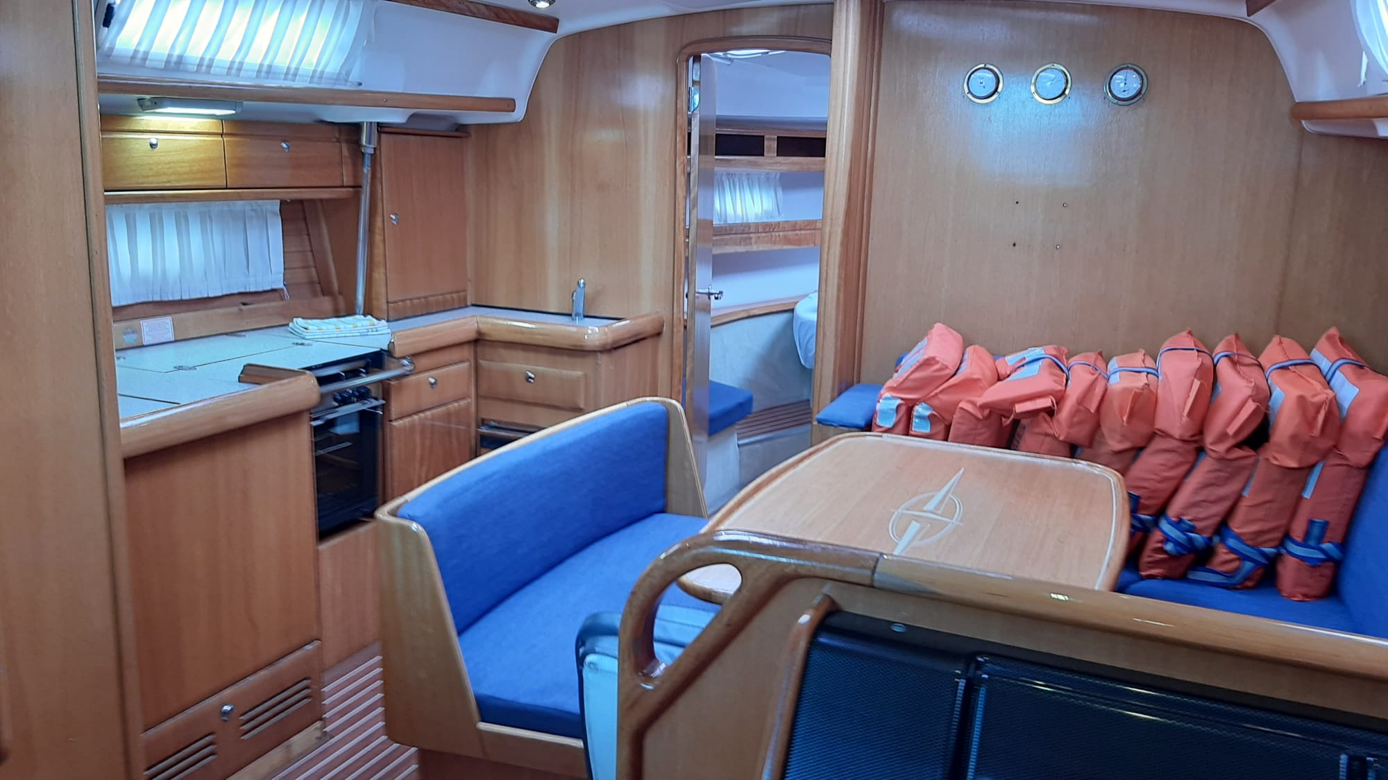 Bavaria 42 Cruiser, Trogir