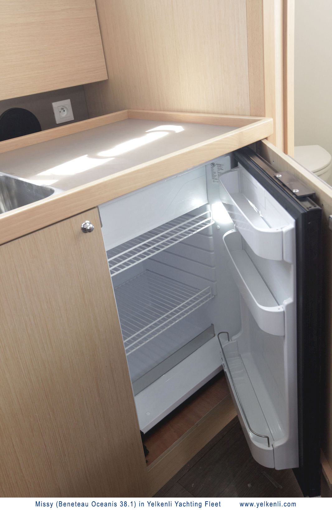 照片 Oceanis 38.1 19