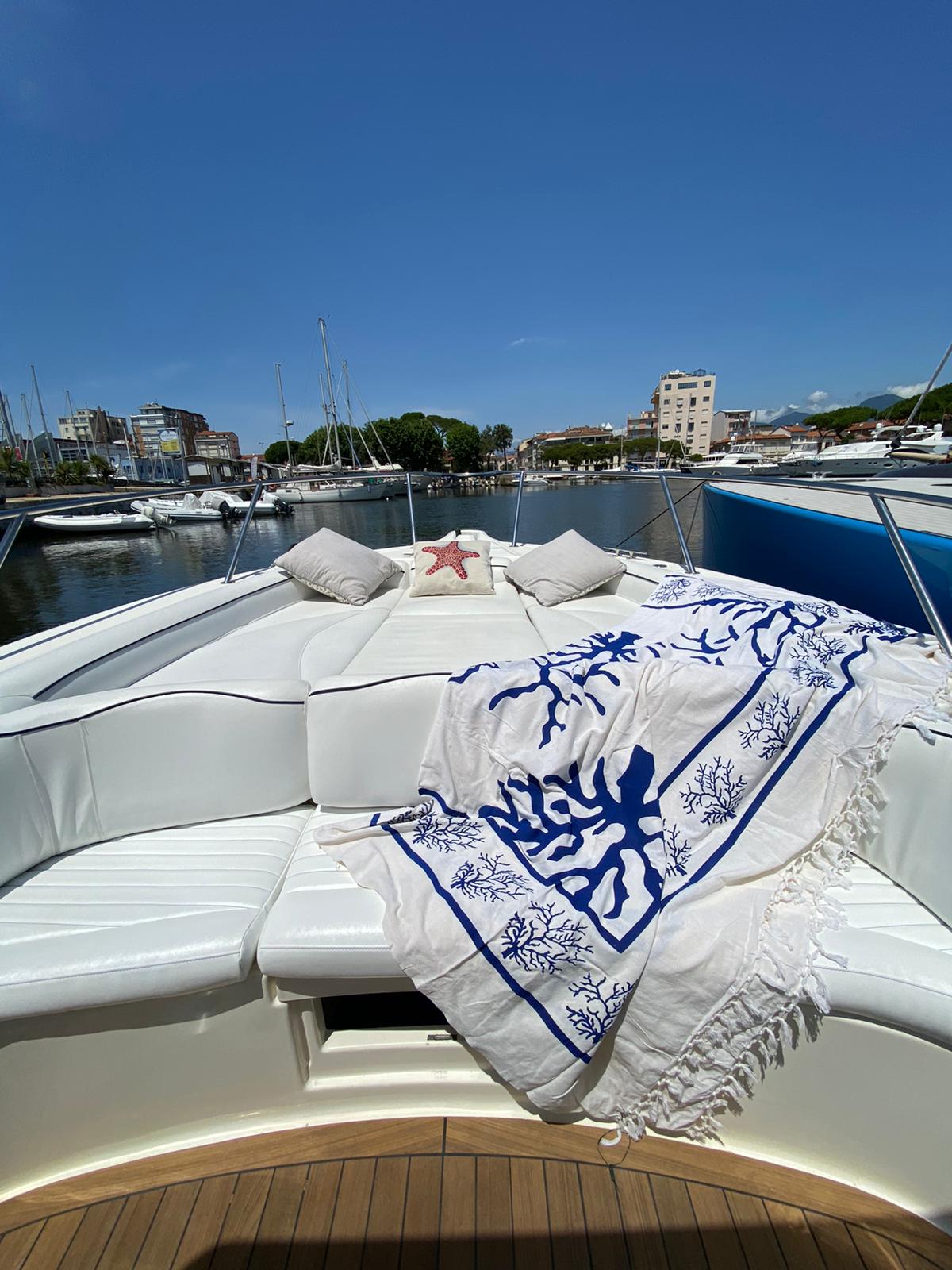 foto White Shark 285 11