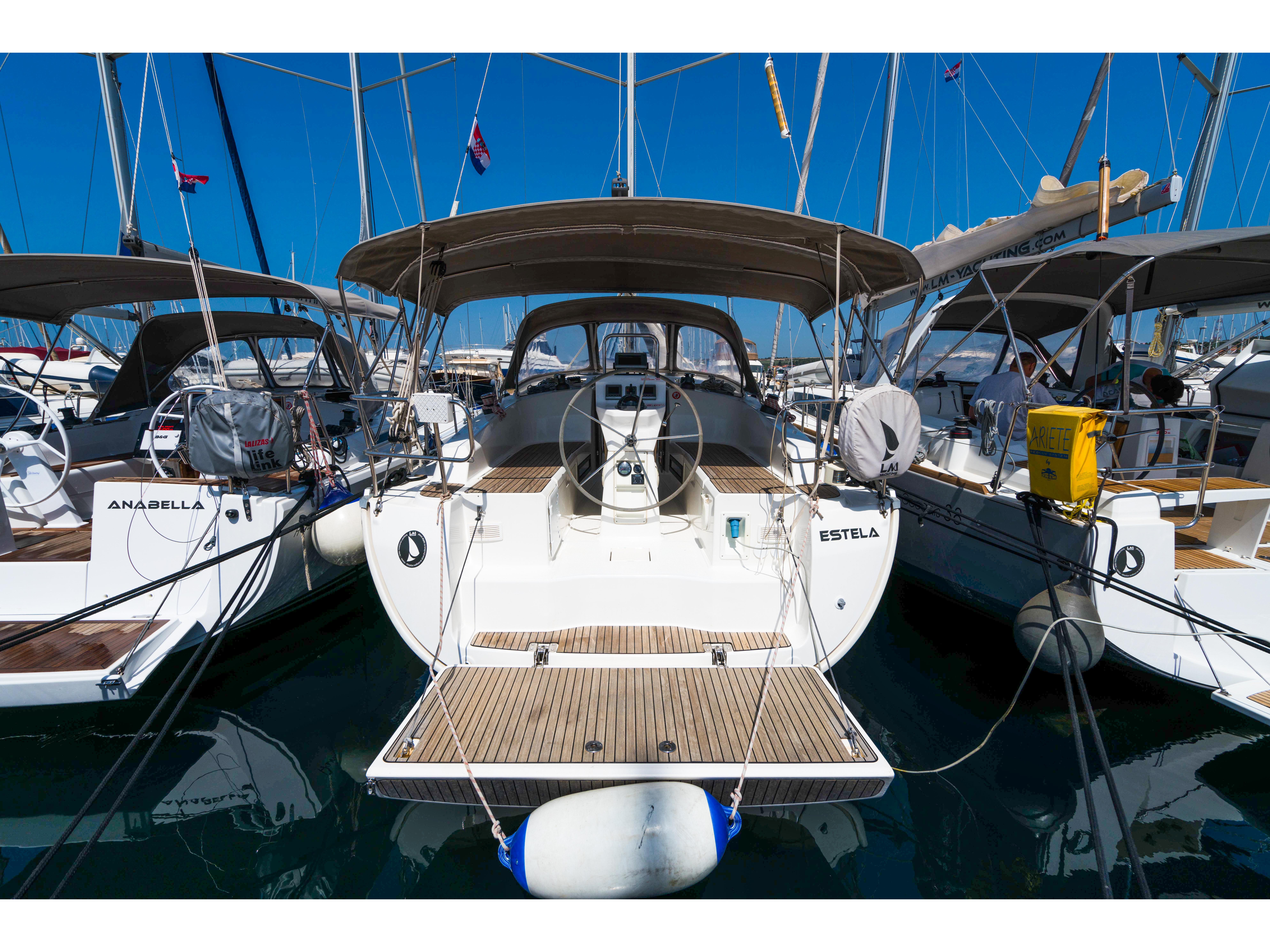 صور Bavaria 36 Cruiser 3