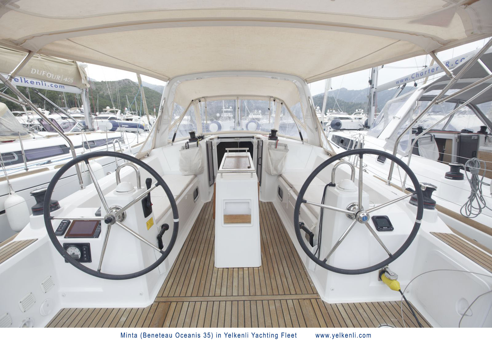 照片 Oceanis 35 19