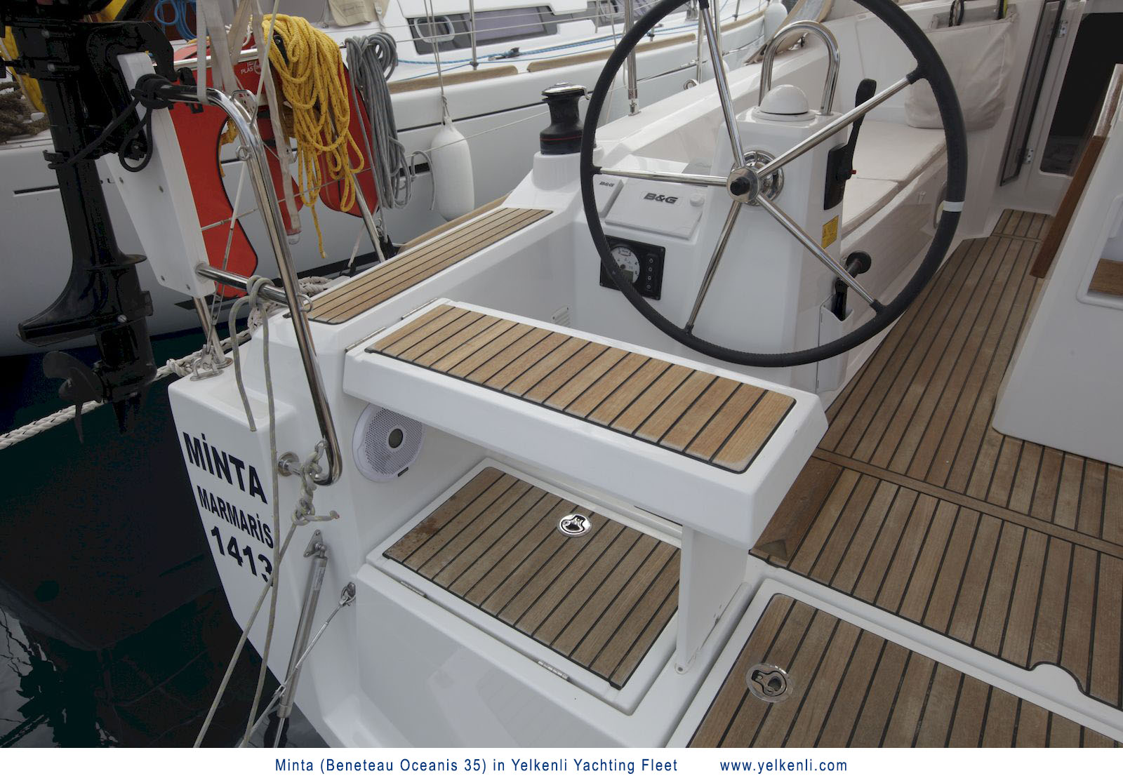 照片 Oceanis 35 30