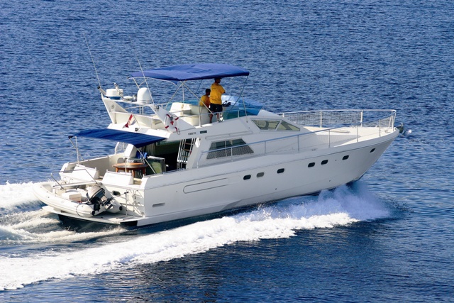 Ferretti 52