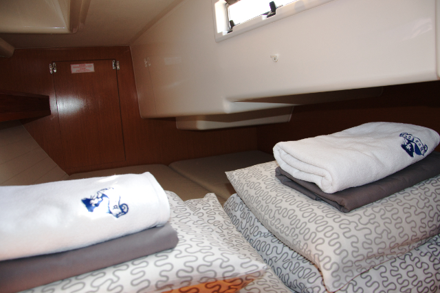 foto Bavaria Cruiser 32 7