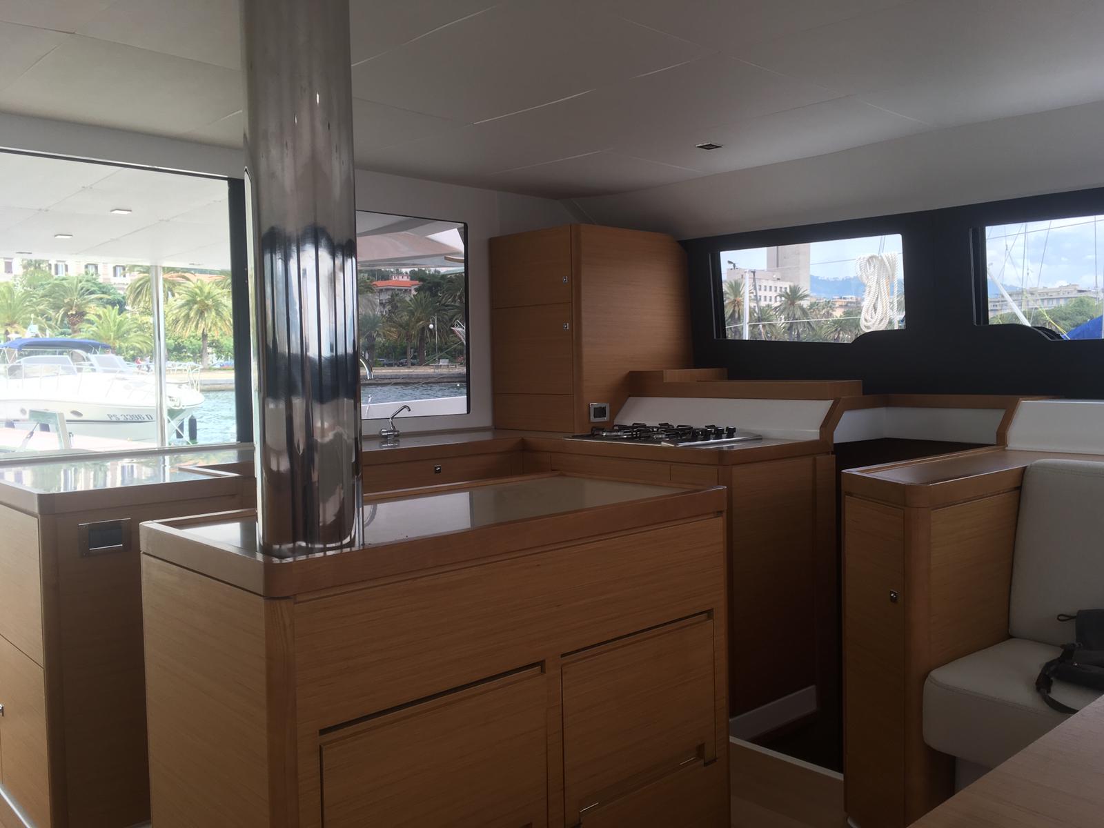 фото Dufour Catamaran 48 24