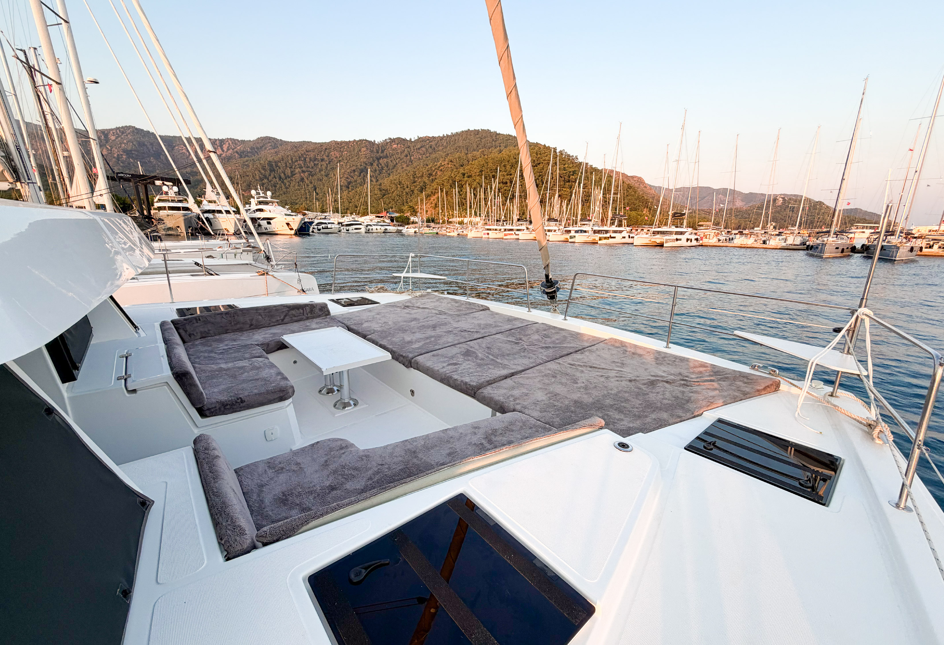 Yacht image 30