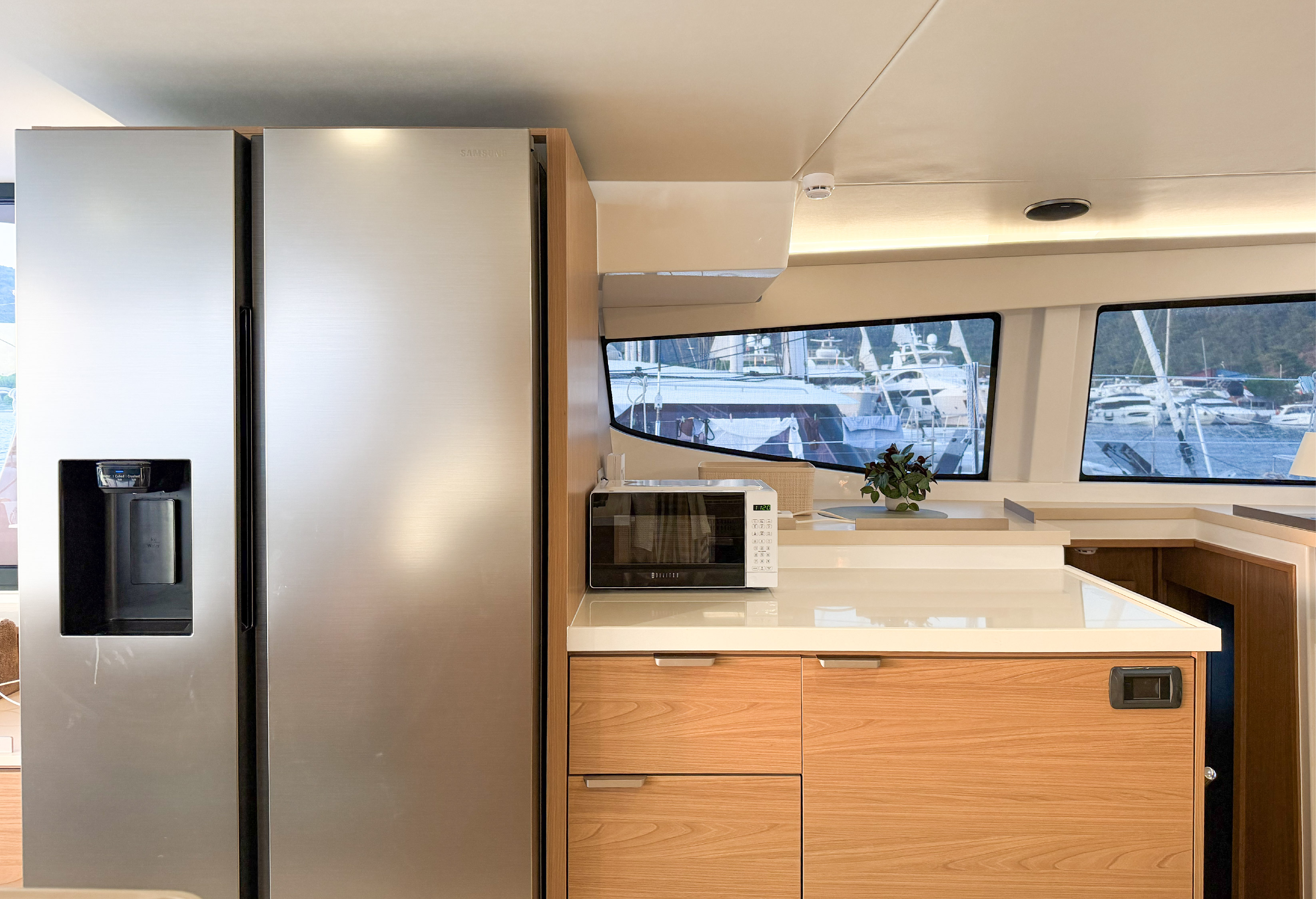 Yacht image 26