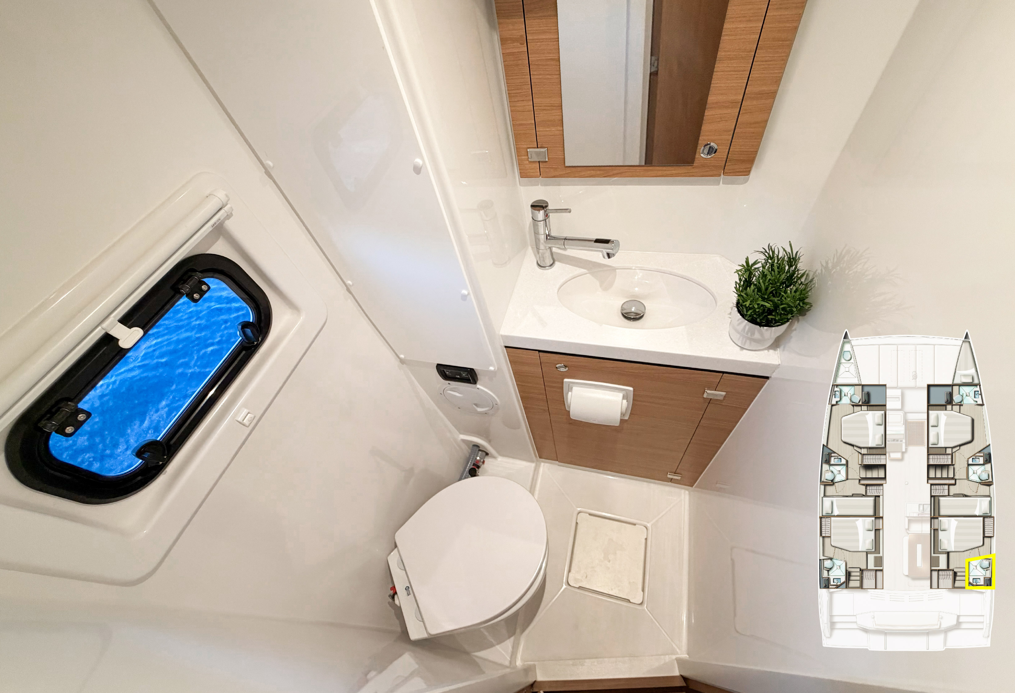 Yacht image 23