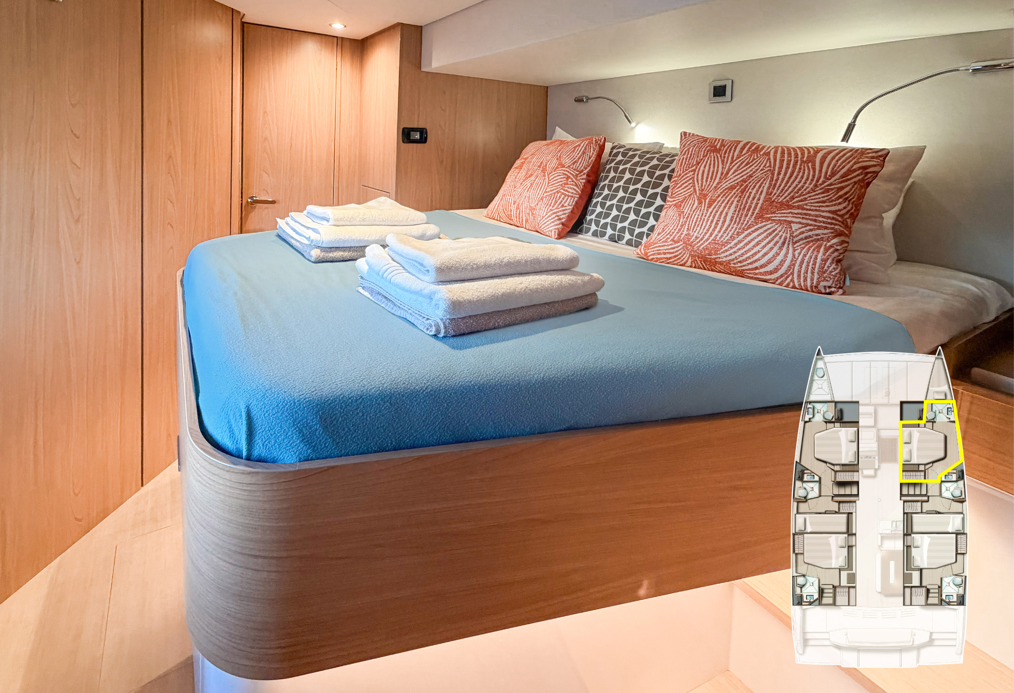 Yacht image 32