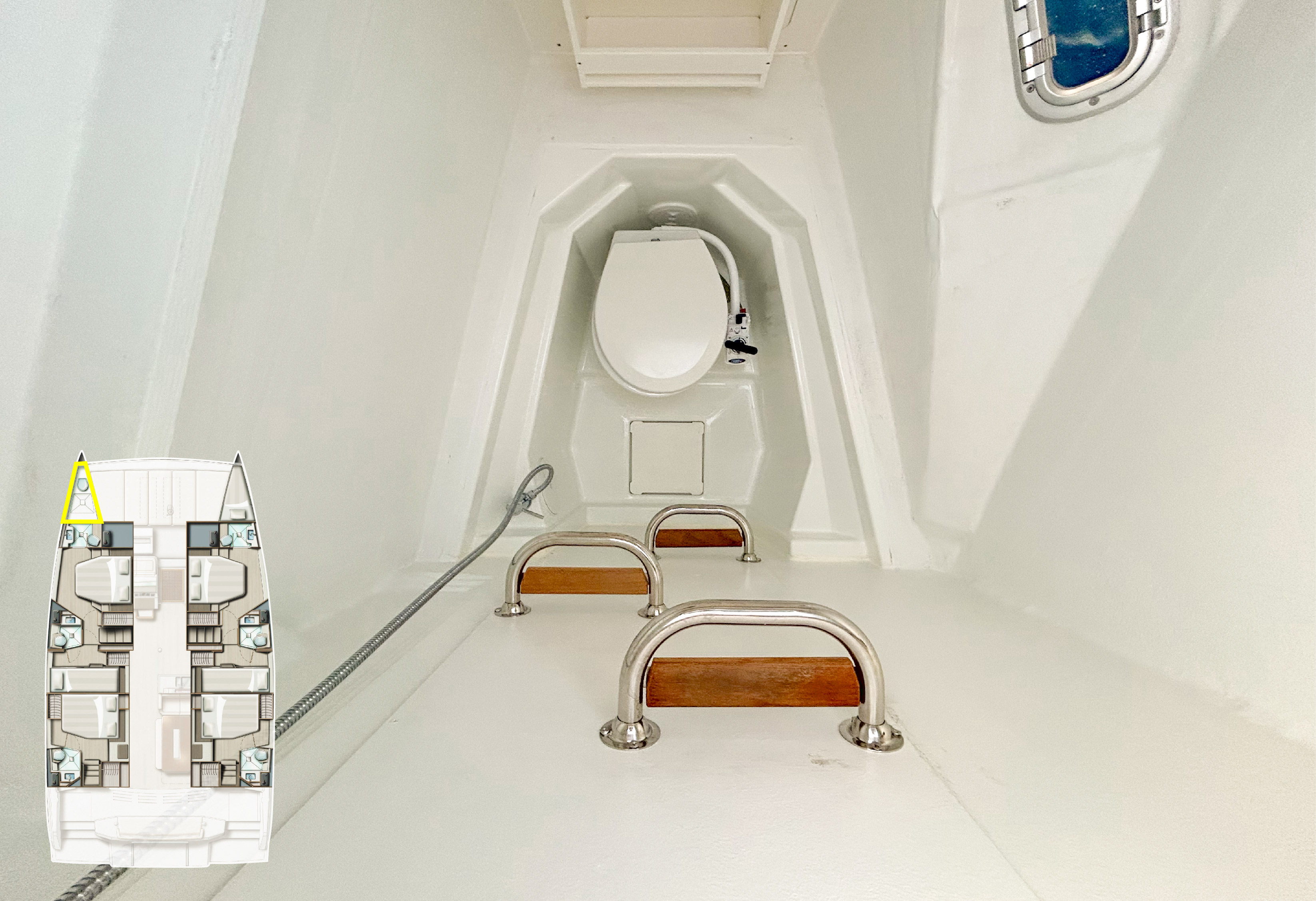 Yacht image 16