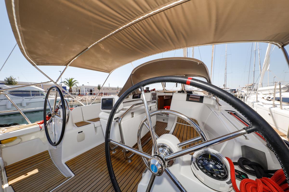 Foto Sun Odyssey 419 10