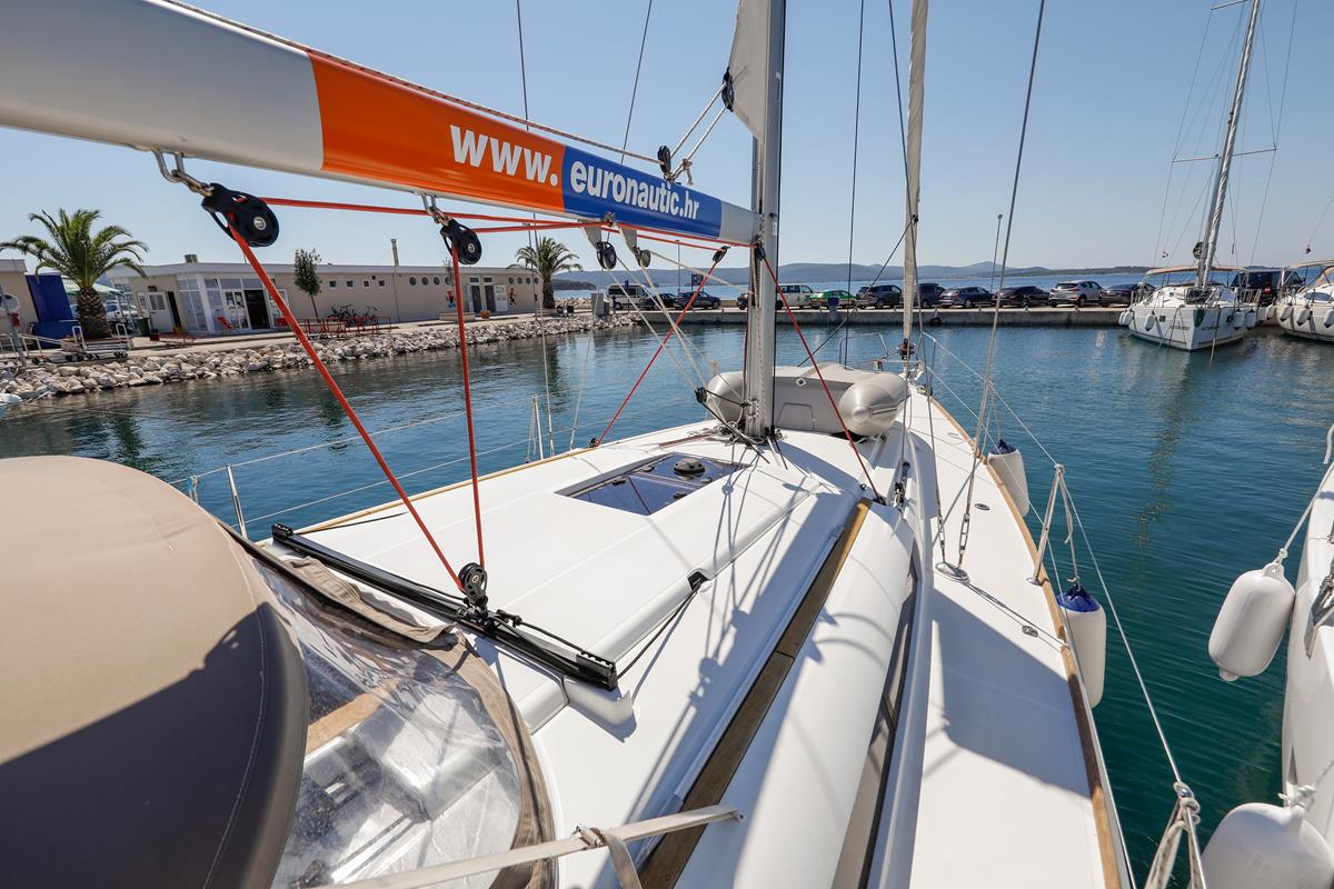 Foto Sun Odyssey 419 13