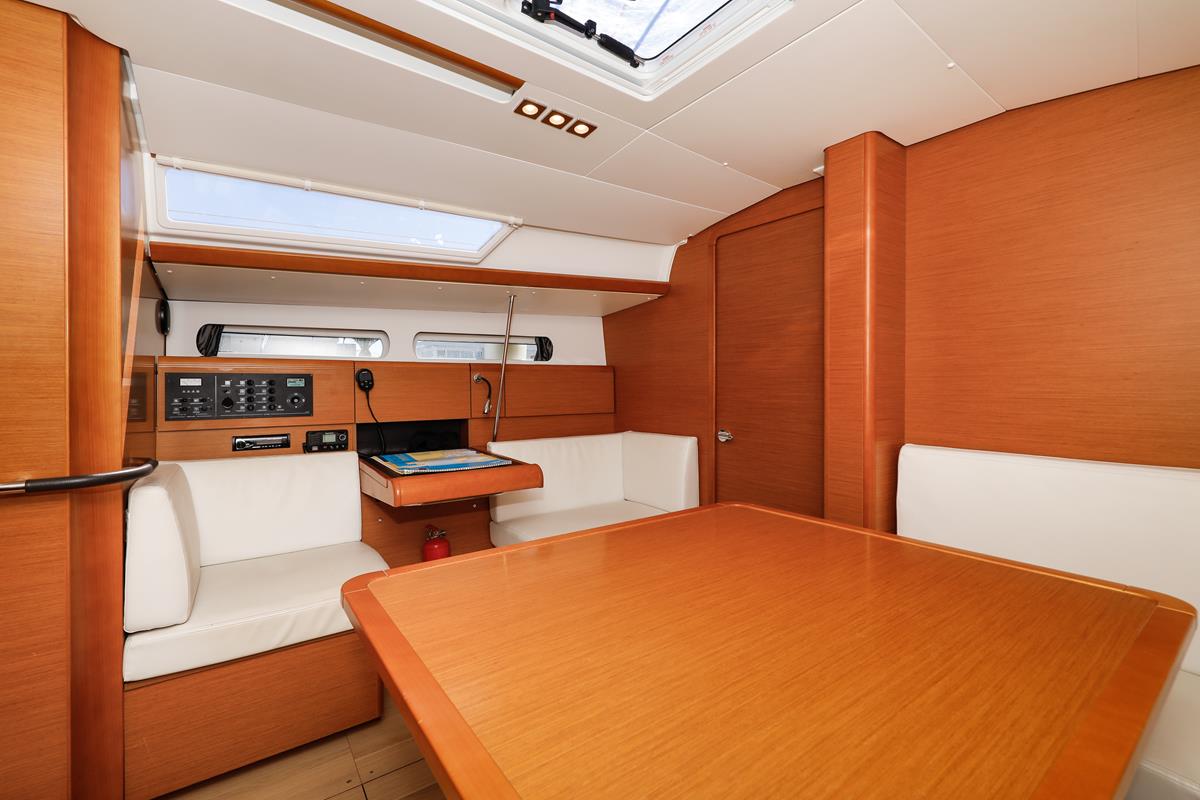 Foto Sun Odyssey 419 15