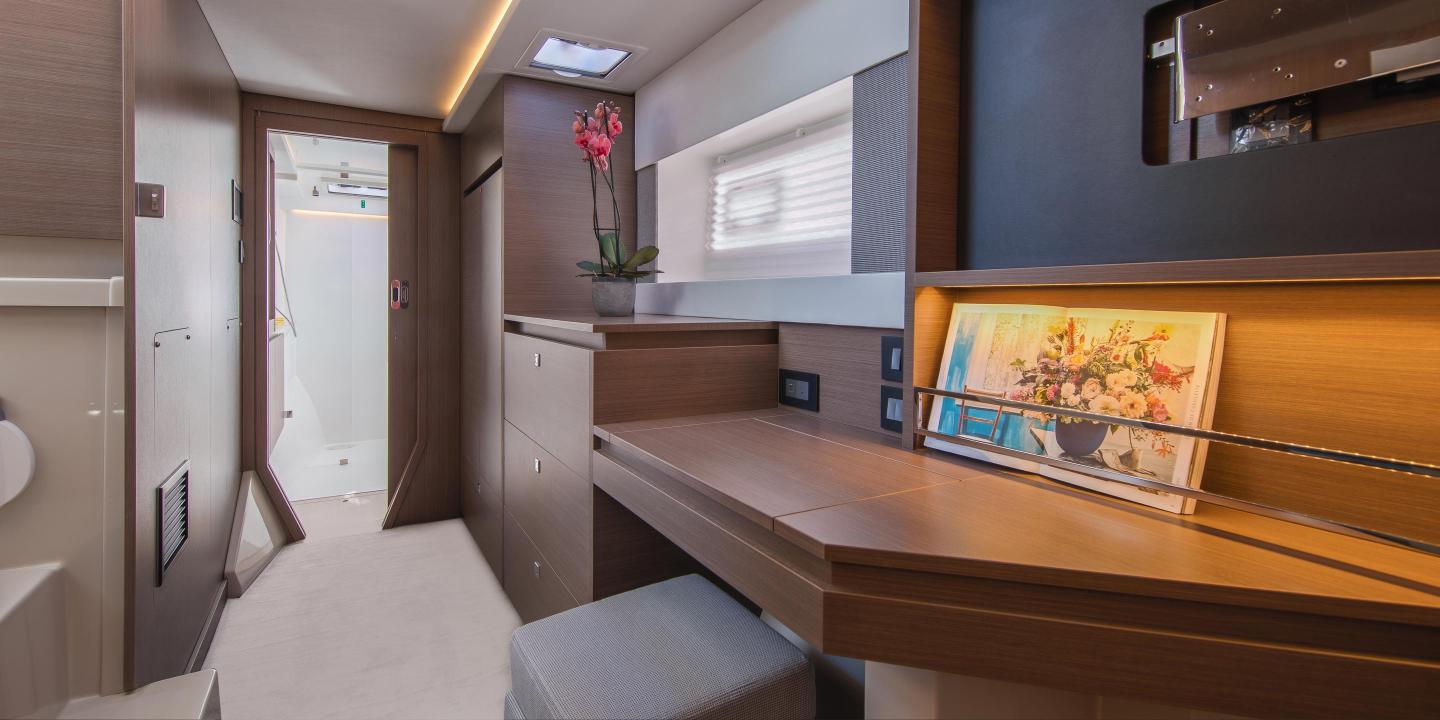 Moorings 4200/3/3 Exclusive