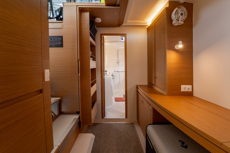 Yacht image 7