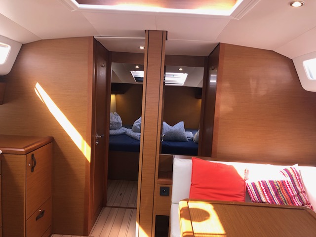 S/Y - Jeanneau 54 - 5 Cabins - Built 2019